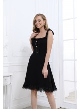 Sommer Strickkleid mit Spitzenbesatz